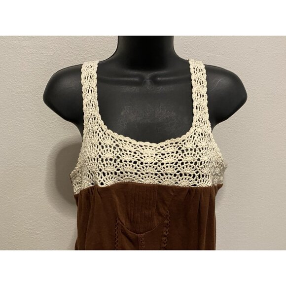 Decree Womens Size Medium Halter Top Wide Crocheted Halter Brown - Picture 2 of 10